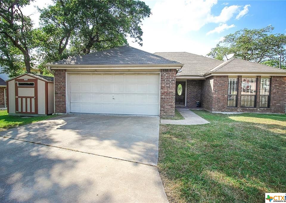 1st image of 24 S Cliffwood Cir