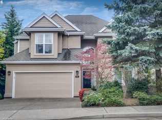 32 Morningview Cir, Lake Oswego, OR 97035