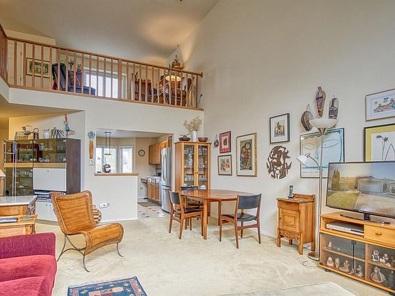 3rd image of 11425 Valley Dr