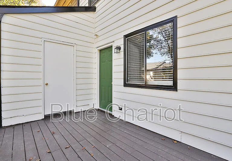 1000 Fargo St #E3 — Photo 29