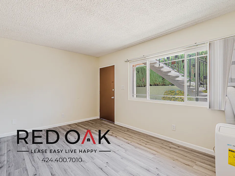 1361 Yosemite Dr #3