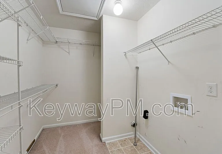 9029 Baker Ct — Photo 14