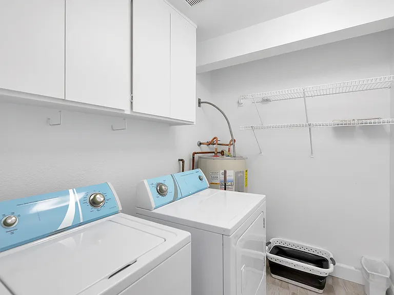 8095 E Via Del Desierto — Photo 34