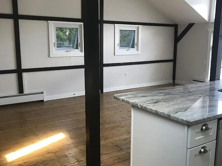 26 Elm St #R — Photo 11