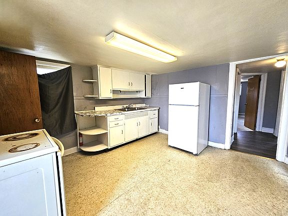 5th image of 413 Flynn Ct Floor 2