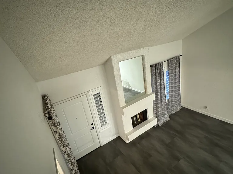 819 N College Ave #F107 — Photo 19