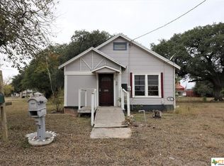 342 S Temple St, Goliad, TX 77963