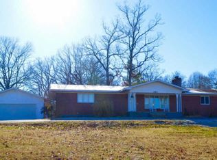 862 Wayland Dr, Forsyth, MO 65653