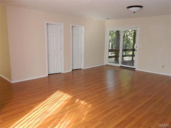 4th image of 1740 E Skyline Dr