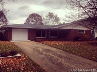 2012 N 23rd St, Springfield, IL 62702