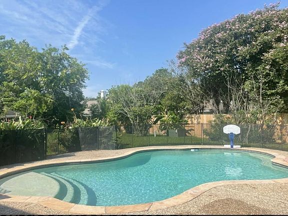 2nd image of 3602 Garretsville Dr