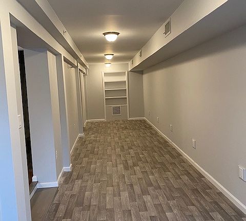 5th image of 165167 E Main St #3A