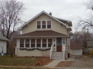 841 Iowa Ave SE, Huron, SD 57350