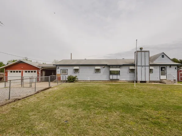 3934 S Young St, Wichita, KS 67215