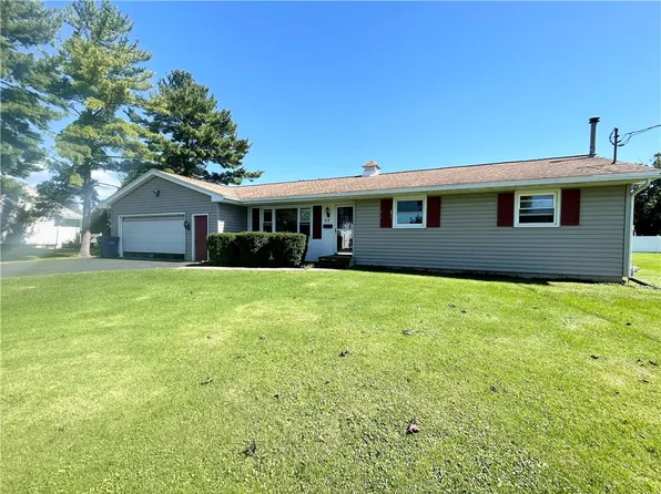 57 Sackett St, Seneca Falls, NY 13148