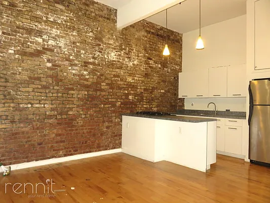 Rented by Rennit Inc. | media 11