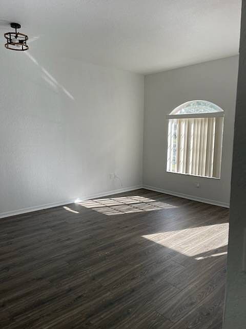 1st image of 317 Port Pleasant Dr