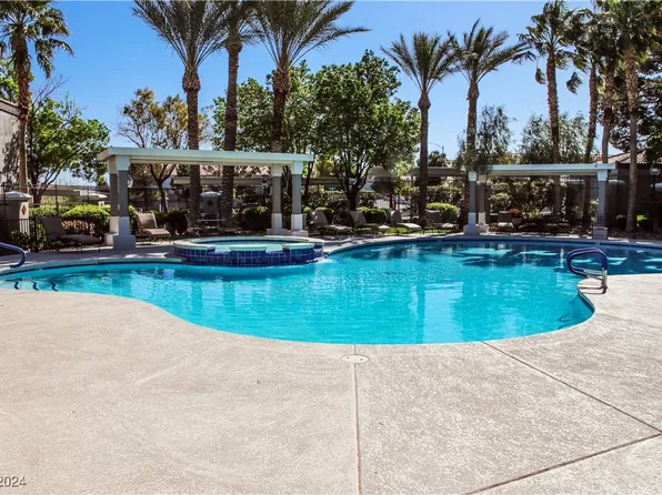 950 Seven Hills Dr APT 2918, Henderson, NV 89052