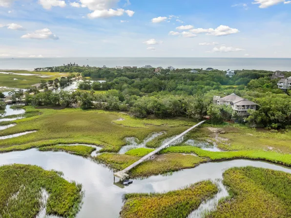 26 Eel Island Rd, Edisto Island, SC 29438