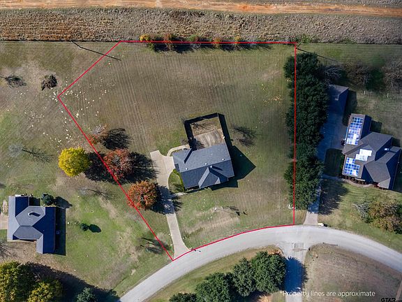 5th image of 15099 Fargo Dr