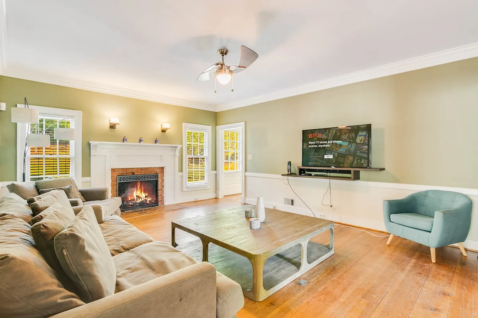 5 bed, 4.0 bath, 3401 sqft, $8,262 — Photo 1