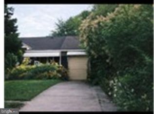 933 36th St, Camden, NJ 08105