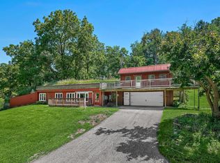 N8083 Amundson Coulee Rd, Holmen, WI 54636