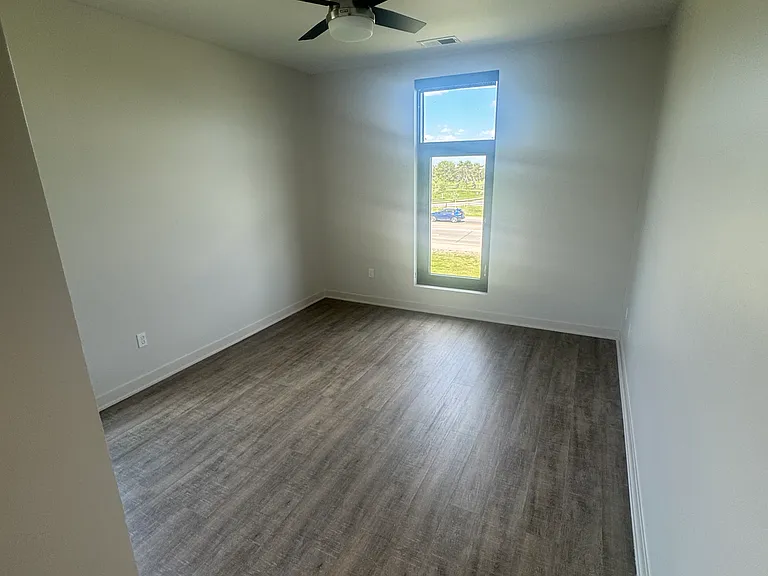20410 Laramie Rd #A — Photo 3