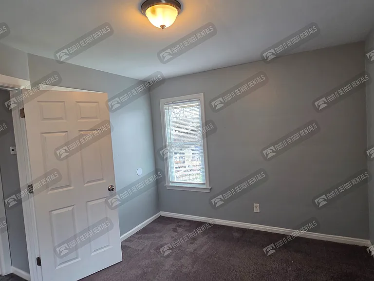 5921 Balfour Rd — Photo 9