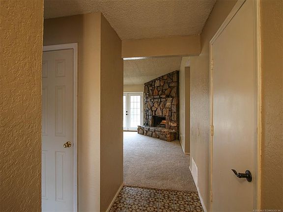 3rd image of 265 S 184th Ave E