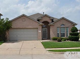 2113 Leandra Ln, Fort Worth, TX 76131
