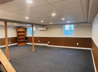 574 Rudwick Pl #1, East Meadow, NY 11554