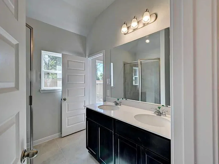 11853 E Gate Dr — Photo 28