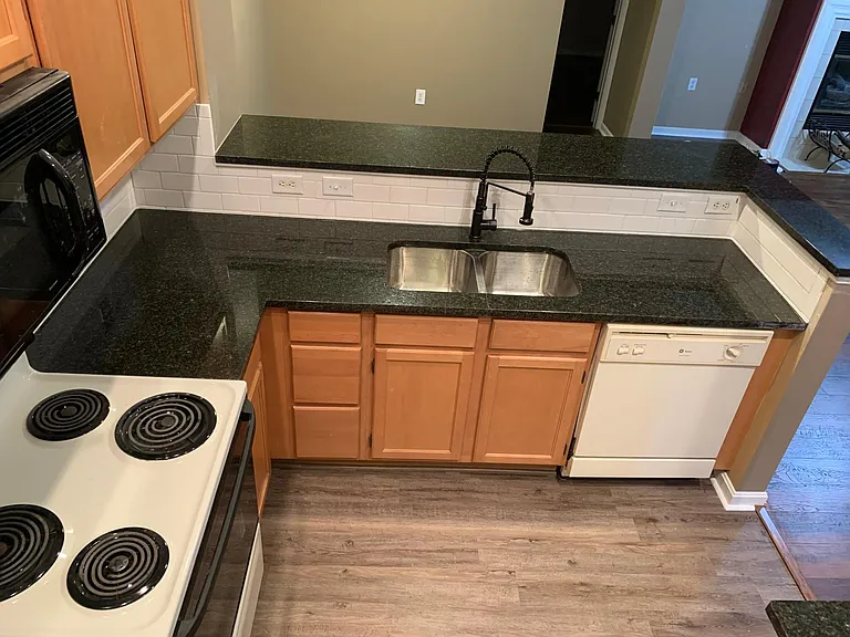 7609 Mansion Cir #F — Photo 21