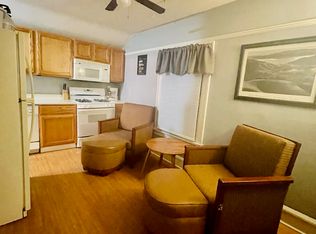 1330 16th Ave #2S, Rockford, IL 61104