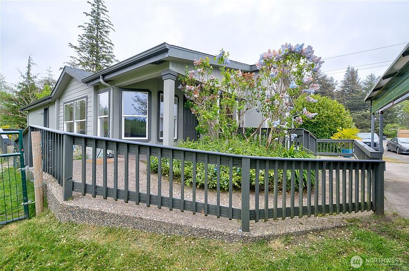 4th image of 10419 Sandridge Road