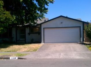1316 Tuliptree Rd, Santa Rosa, CA 95403