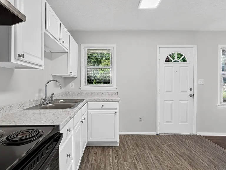 5001 Springview Rd — Photo 18