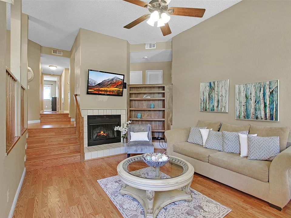 1st image of 5388 Borneo Cir