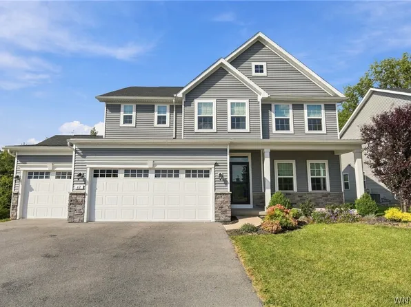 62 Sierra Dr, Amherst, NY 14228