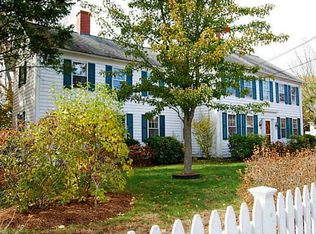 355 Pleasant St, Rumford, RI 02916