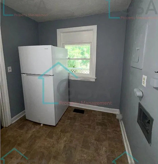 8 Watts Ct — Photo 3