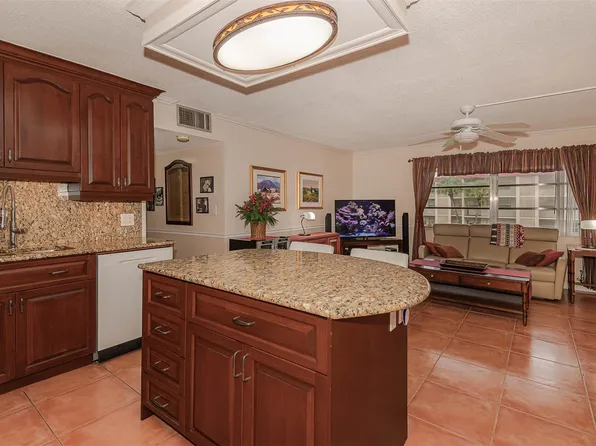 3071 NW 47TH Terrace #326, Lauderdale Lakes, FL 33313