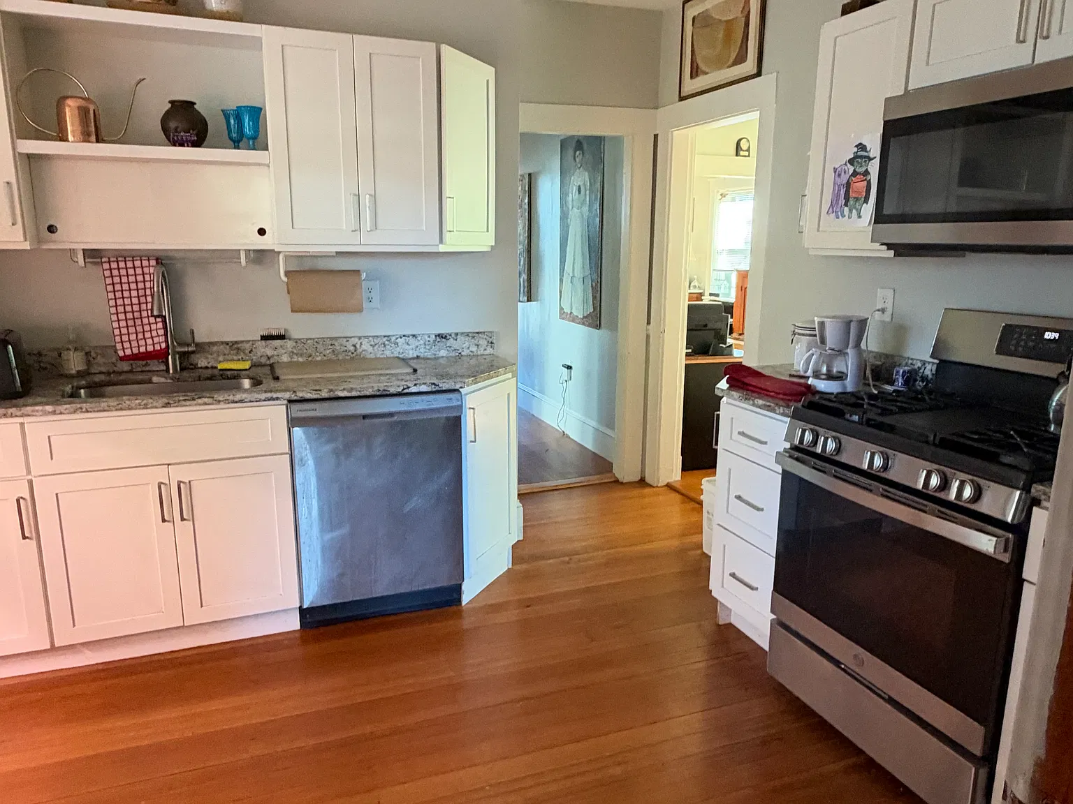 2 bed, 1000 sqft, $2,700 — Photo 3