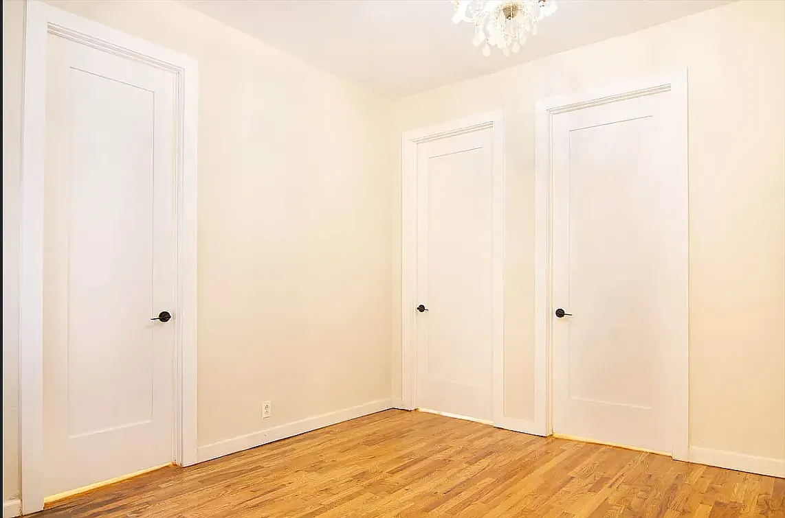 367 South Fifth Street — Photo 2