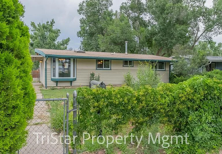 3212 Illinois Ave — Photo 1