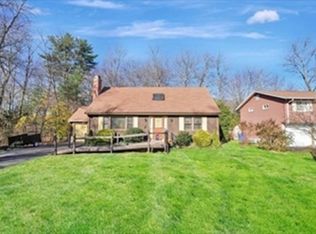 20 Danaher Cir, Springfield, MA 01118