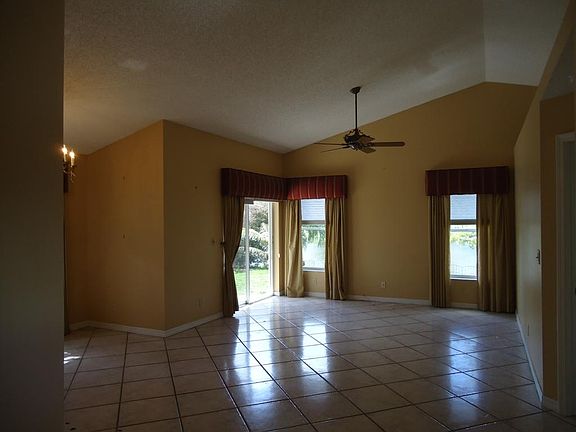 5th image of 9333 Arborwood Cir