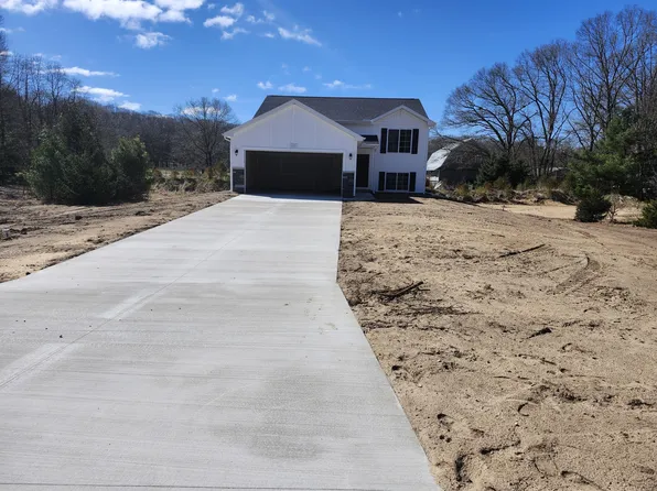 2115 Sugaridge Dr, Muskegon, MI 49445