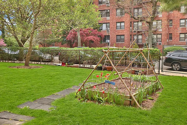 Sold by Trebach Realty | media 43